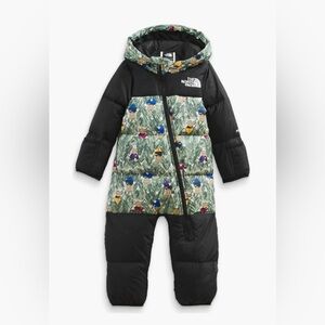Baby Snowsuit North Face
1996 Retro Nupste Thyme
Nupste Forest 18-24mca NEW